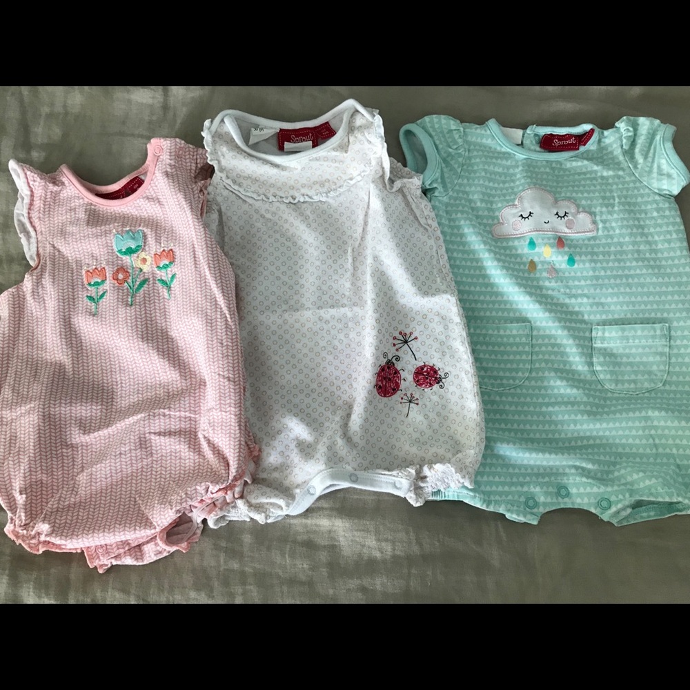Set of 3 rompers